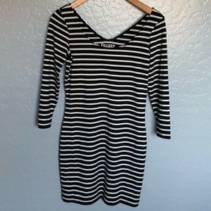 🌵Decree stripped mini dress